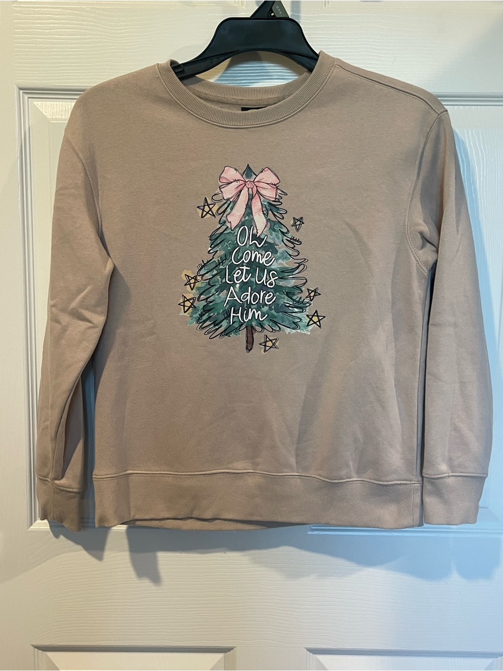 Women's Taupe Christmas Tree Graphic Sweatshirt Size XS